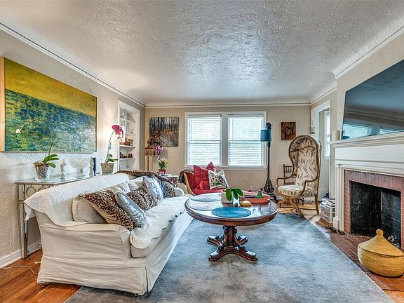 4th image of 4025-27 Herschel Ave