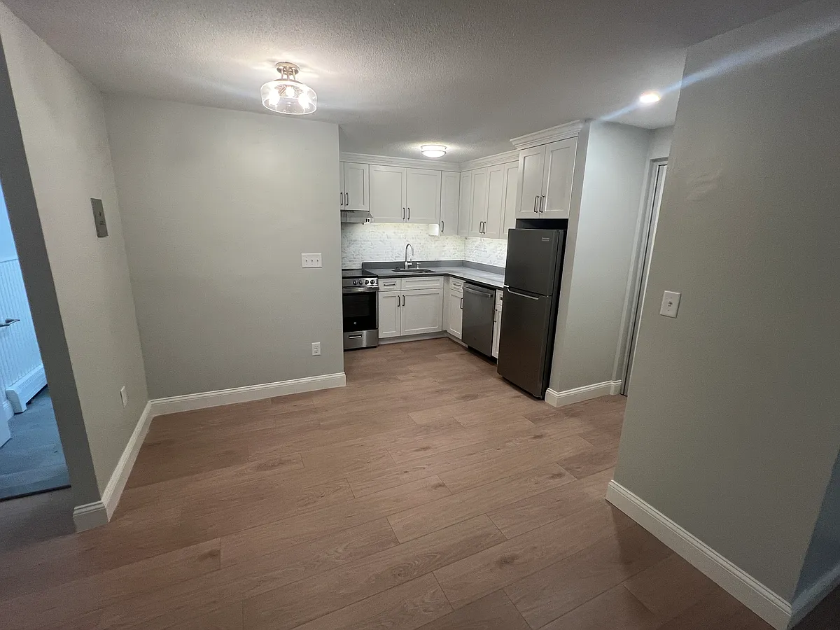 Building Photo - 100 Tremont St #2G