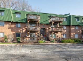 2003 Tall Oaks Dr APT 1B, Aurora, IL 60505