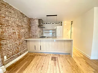 Rented by Nolita Group