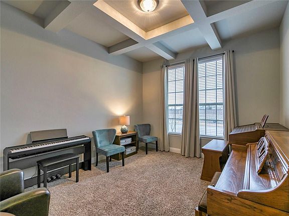 5th image of 1433 Torrent Dr