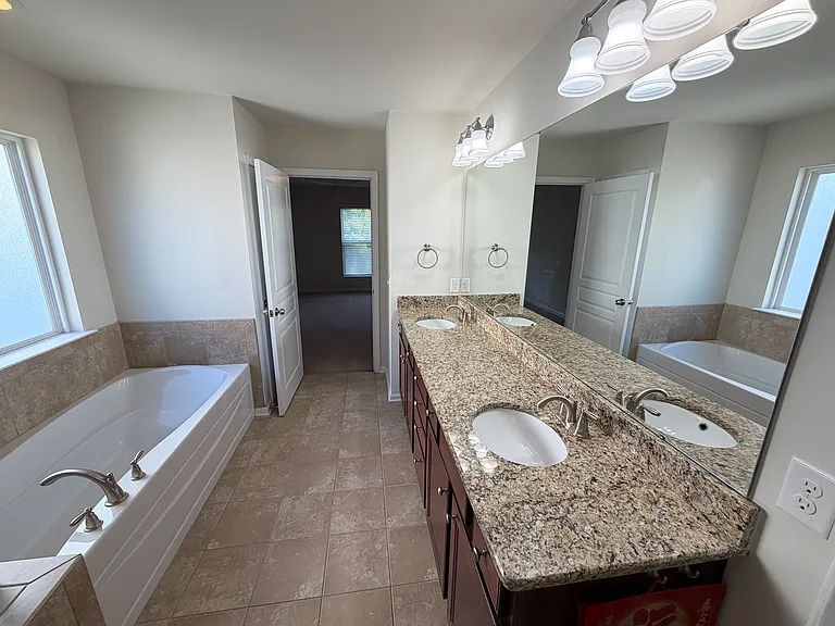 6719 Coral Rose Rd — Photo 36