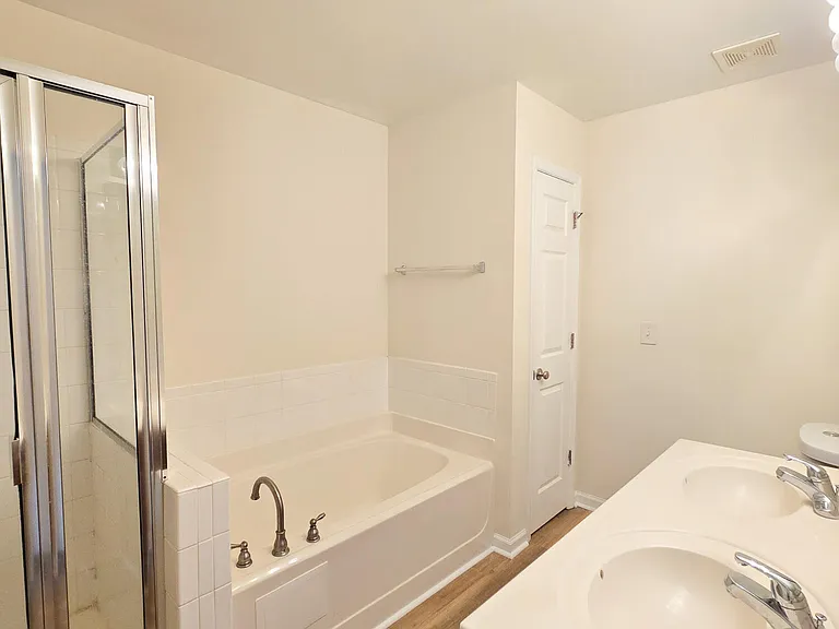 11721 Coppergate Dr #106 — Photo 29