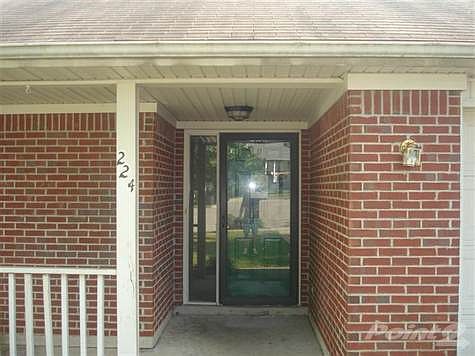 3rd image of 224 Millhouse Dr