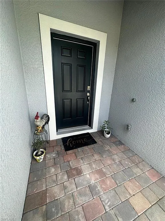 3 bed, 2.0 bath, 1736 sqft, $3,100 — Photo 4