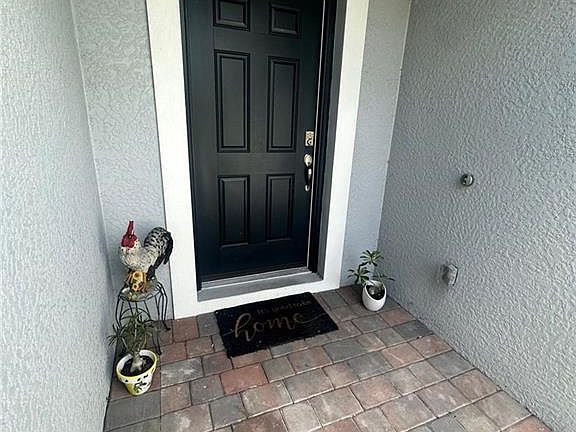 4th image of 4115 14th Ave NE