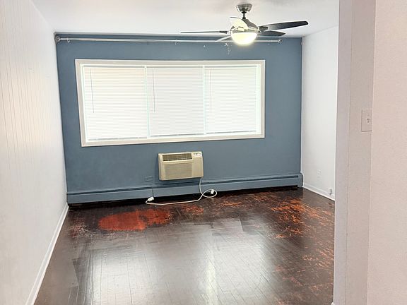 4th image of 756 W Dempster St #G2b