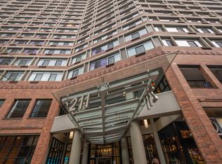 211 E Ohio St APT 1601, Chicago, IL 60611