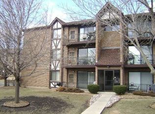 17525 71st Ct APT 1C, Tinley Park, IL