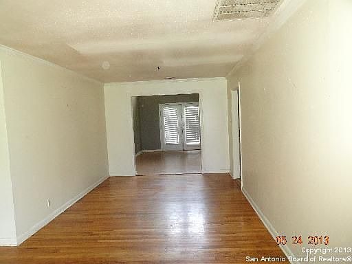 3rd image of 106 Northill Dr