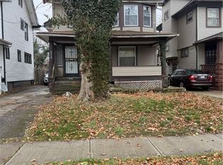 9710 Parmelee Ave, Cleveland, OH