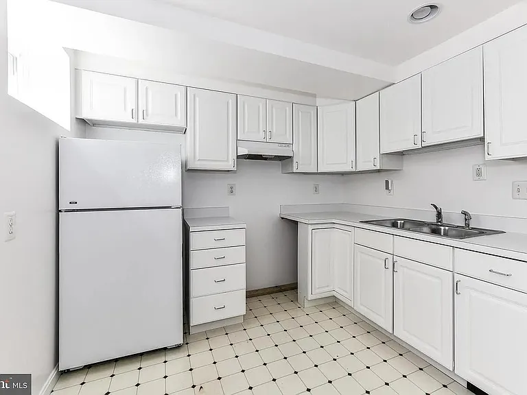 3806 N Wakefield St — Photo 21