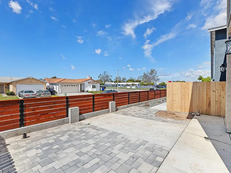 10295 San Ramon Dr — Photo 29