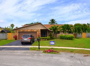 21545 Little Bear Ln, Boca Raton, FL 33428