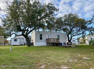 9438 Gray Fox Dr, Weeki Wachee, FL 34613