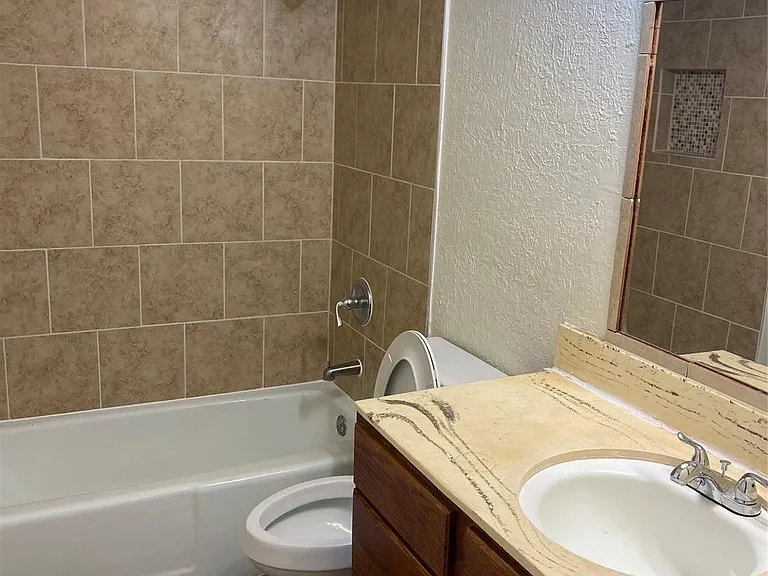 14516 E Woodforest Blvd #14516 — Photo 10