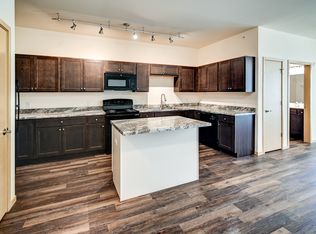 2128 Luann Ln #103, Madison, WI 53713