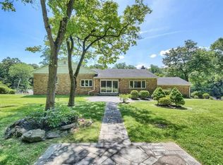 55 Mount Airy Rd E, Croton On Hudson, NY 10520