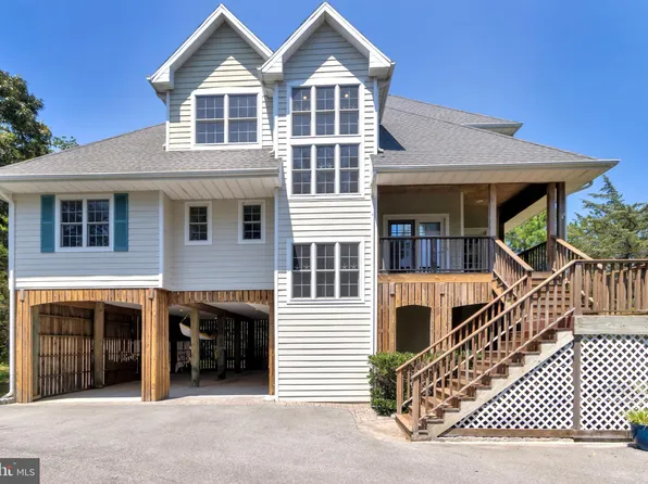 38807 Bayfront Dr, Ocean View, DE 19970