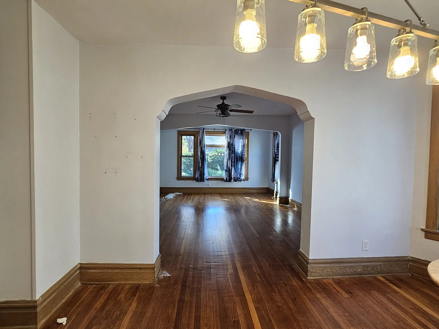134 W Rice St — Photo 3