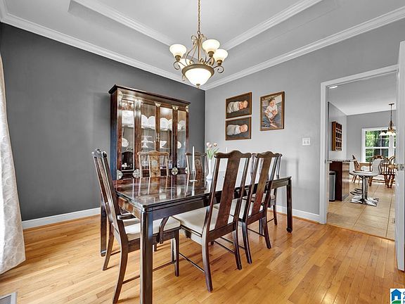 4th image of 1700 Meghan Ln