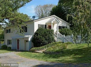 708 Stonewall Ave, Middleburg, VA 20117