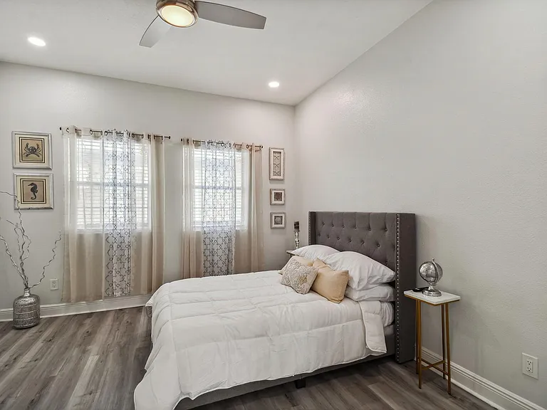 2506 W Main St — Photo 5