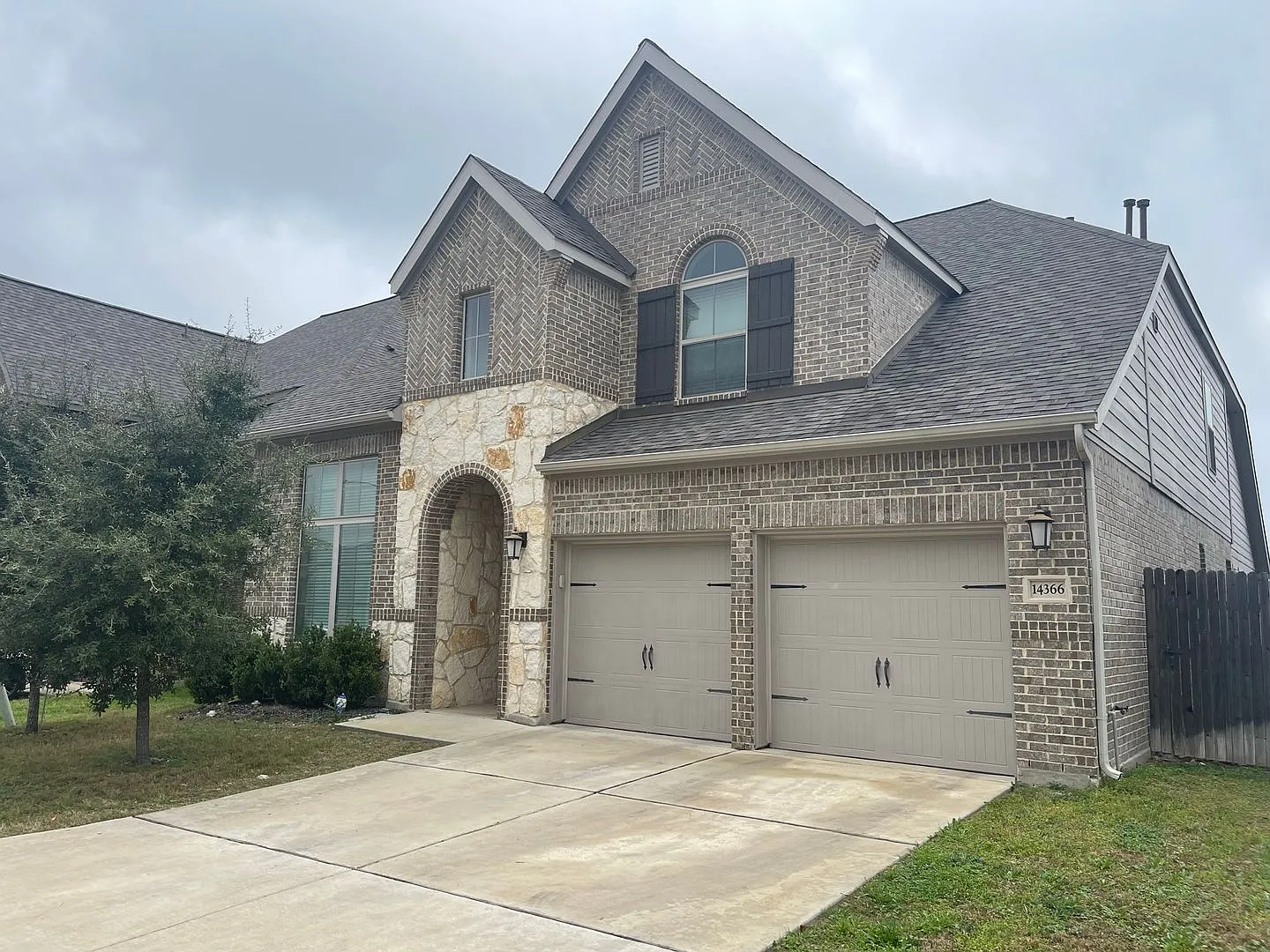4 Bedroom/3.5 Bath Kallison Ranch — Photo 1