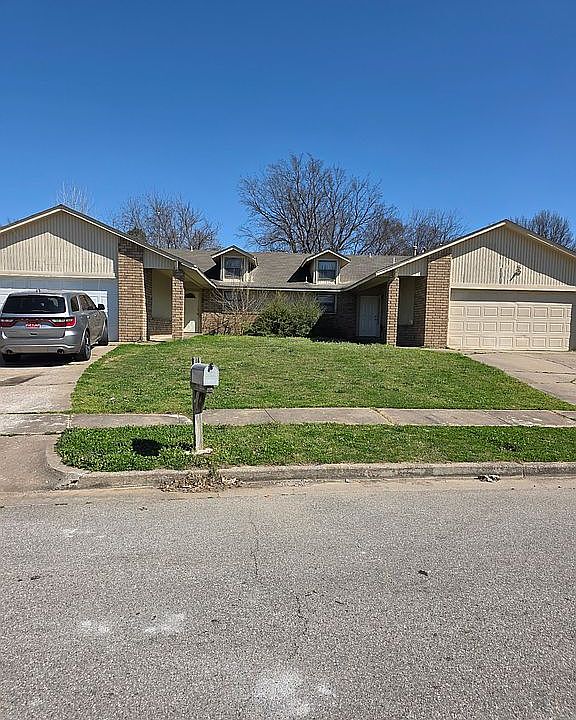 2nd image of 3903 S 131st East Ave