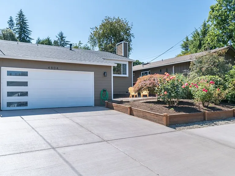 4804 SW Palatine St — Photo 3