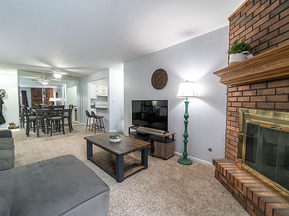 5th image of 935 W Glen Park Ave APT 206