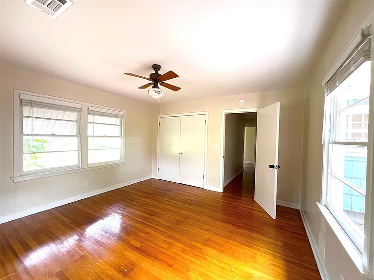 2206 Nancy Lou St — Photo 27