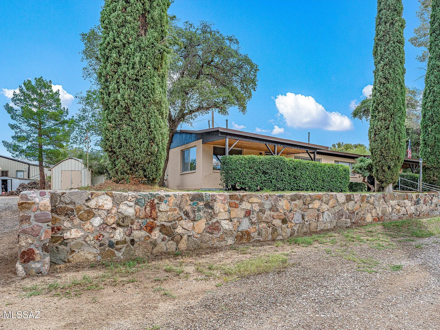 2 bed, 1.0 bath, 900 sqft, $950 — Photo 3
