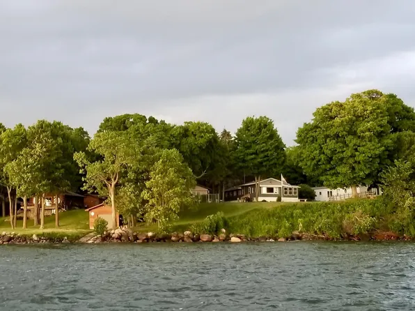 46315 Lucretia Ln, Isle, MN 56342