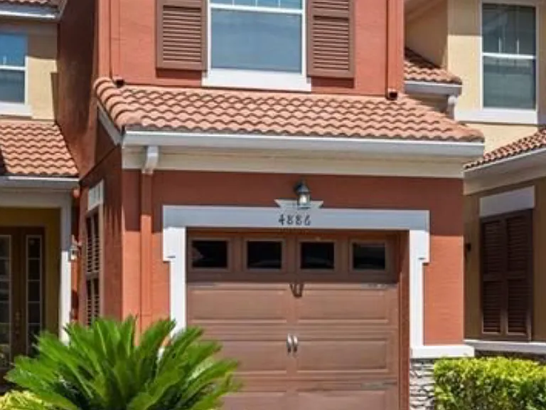 4886 Matteo Trl — Photo 1