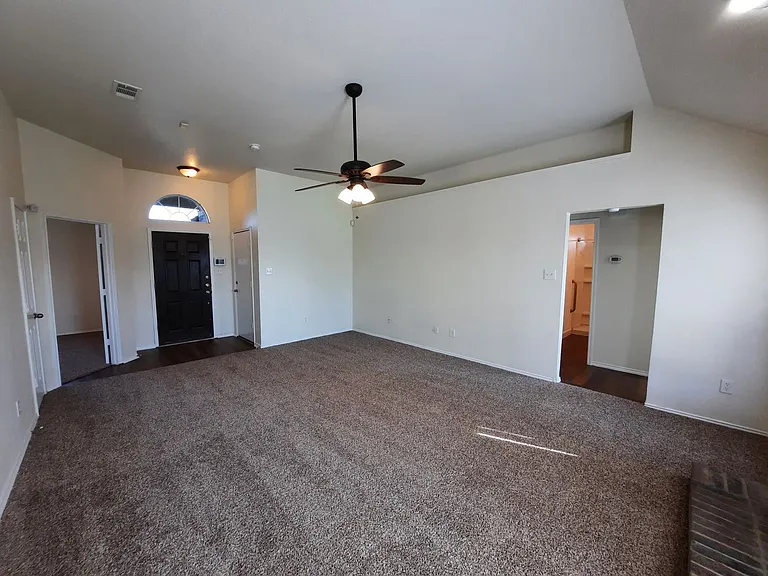 1016 Glenhaven Dr — Photo 6