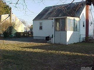 2nd image of 1416 Herzel Blvd