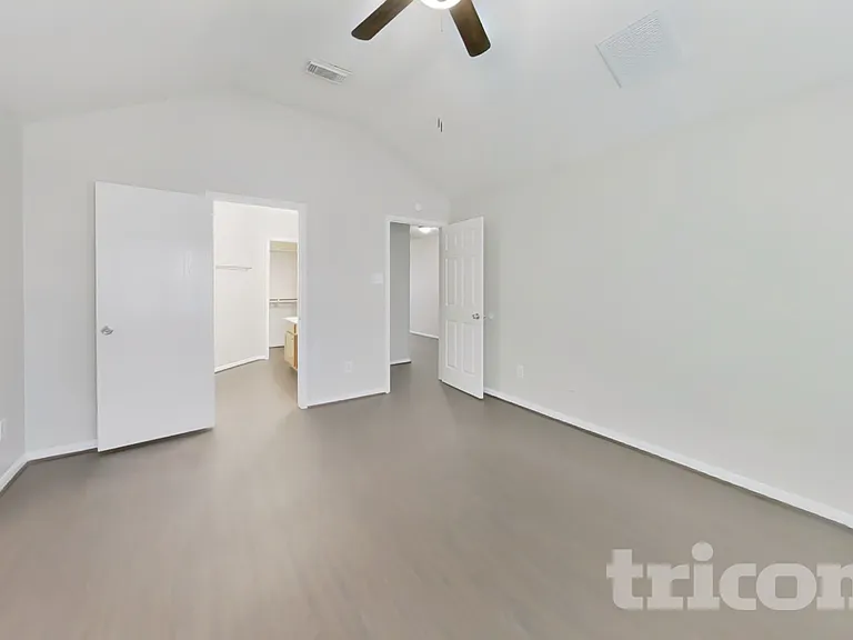 12230 Scarlet River Dr — Photo 5