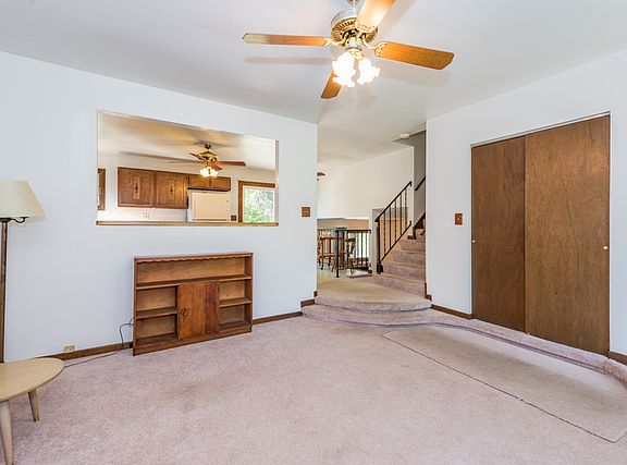 5th image of 10076 W Ames Ave