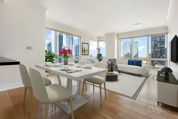 Sold by Elegran | media 1