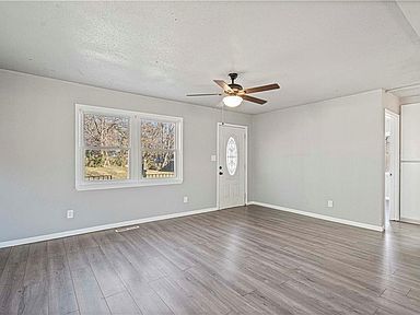 2738 S 51st St, Kansas City, KS 66106 | Zillow