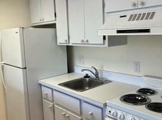 19 Bob O Link Ct #B, Naples, FL 34105