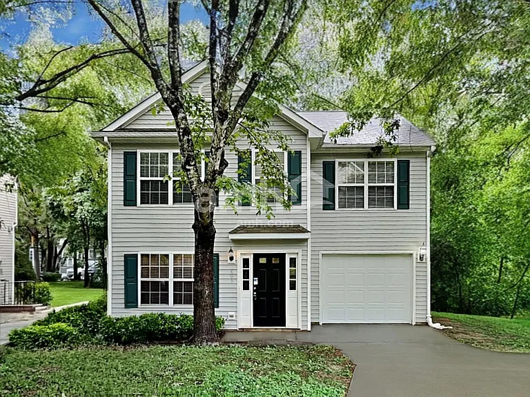 803 Woodgreen Dr — Photo 1