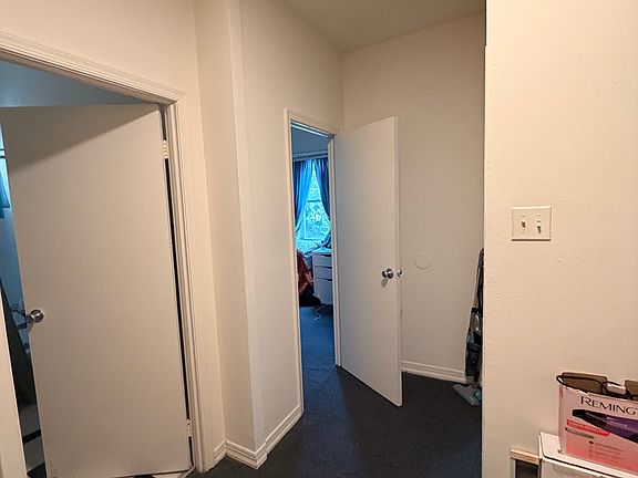 4th image of 2301 Lombard St APT 1R