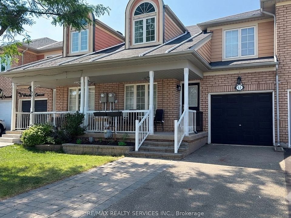 1st image of 35 Peachleaf Cres