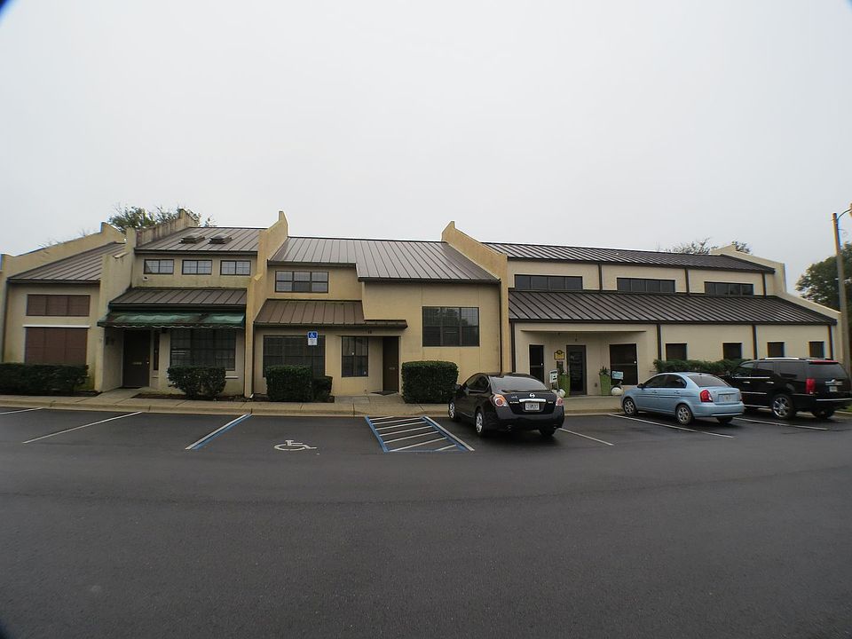 1st image of 7100 Plantation Rd Ste 10
