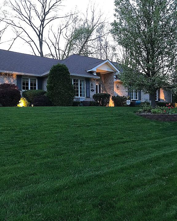1st image of 286 Woody Dr