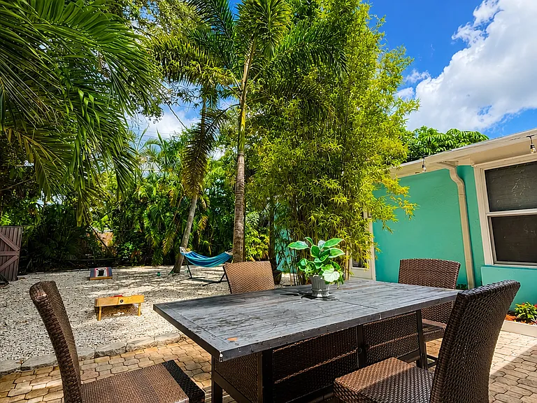 1413 SW 23rd Ave #2 — Photo 41