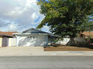 525 Watkins Dr, Las Vegas, NV 89107