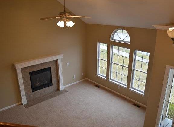 2nd image of 633 N Cloverdale Ave